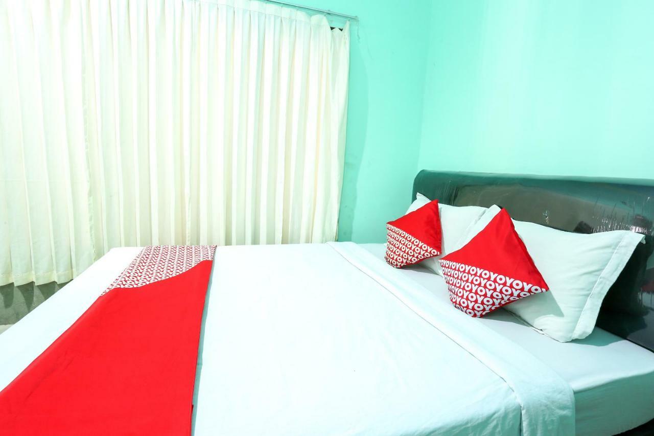 Oyo 1322 Mentari Homestay Gili Trawangan Exterior foto